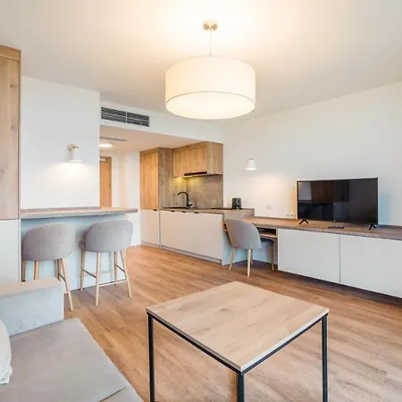 Jantaris, Sun & Snow Lägenhet