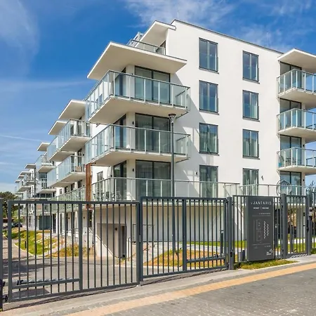 Jantaris, Sun & Snow *