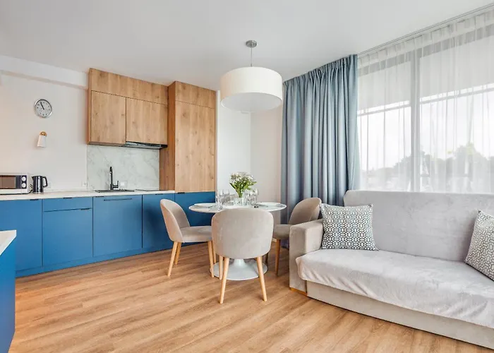 Jantaris, Sun & Snow